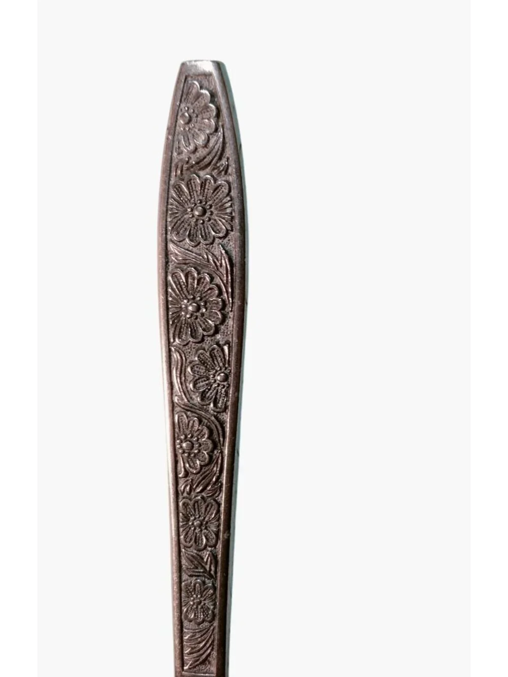 Vintage Dinner Knife Floral Daisy Handle Stainless Steel Korea Replacement Lot 2